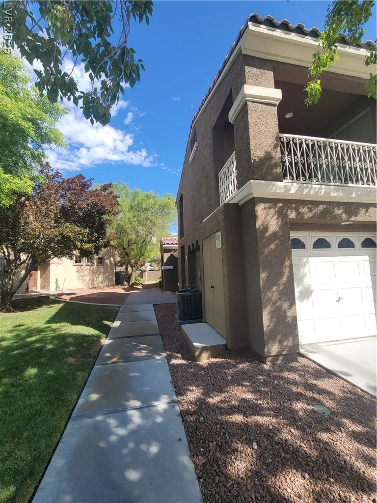 7290 Sheared Cliff Lane 102 — photo 3