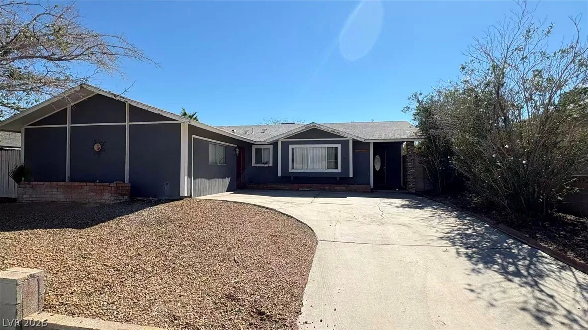 7805 APLIN Avenue — photo 1