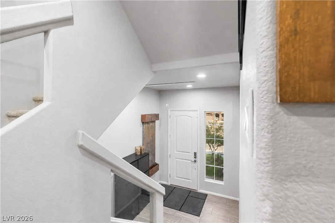 10749 Aphrodite Street — photo 4