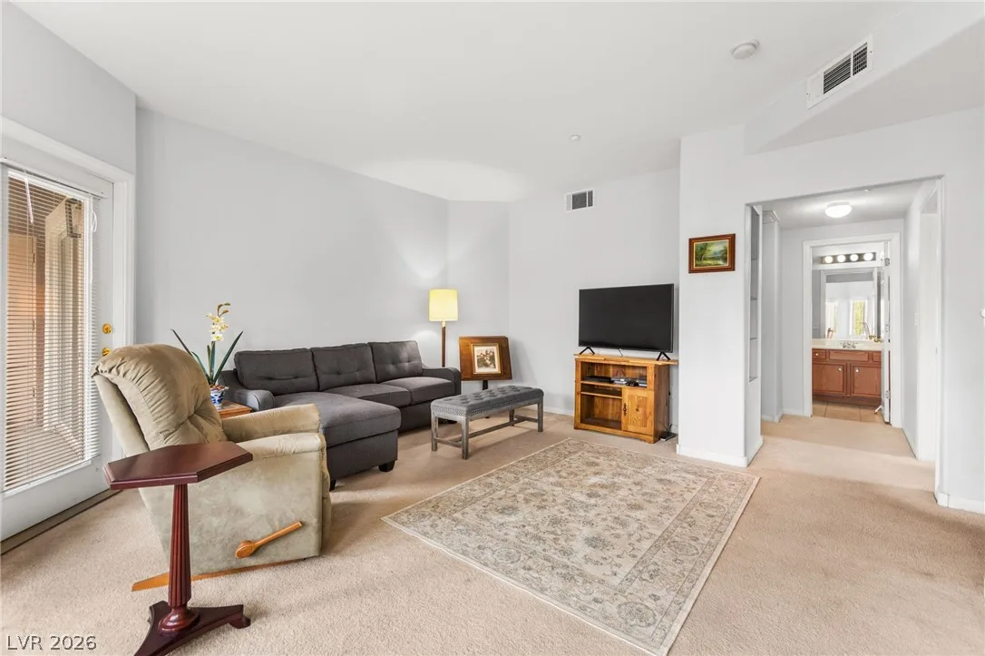 830 Carnegie Street 623 — photo 3