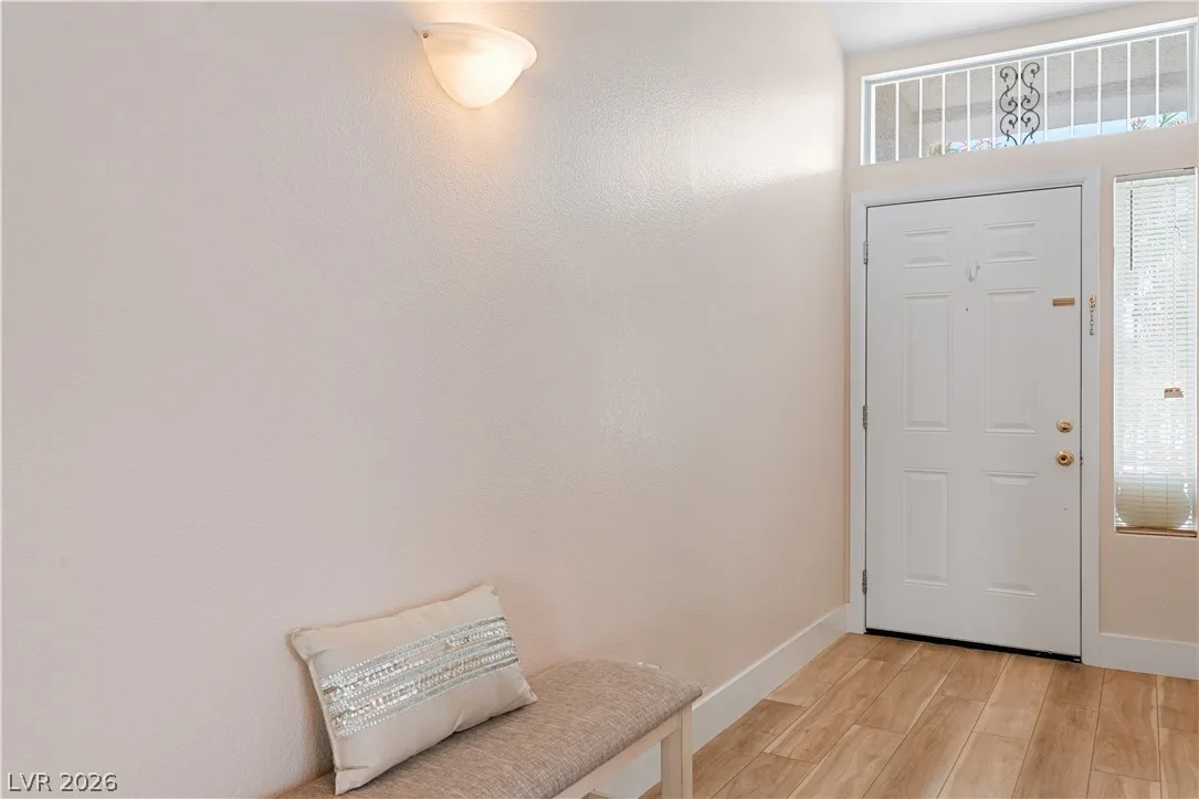 3008 Seasons Avenue — photo 4