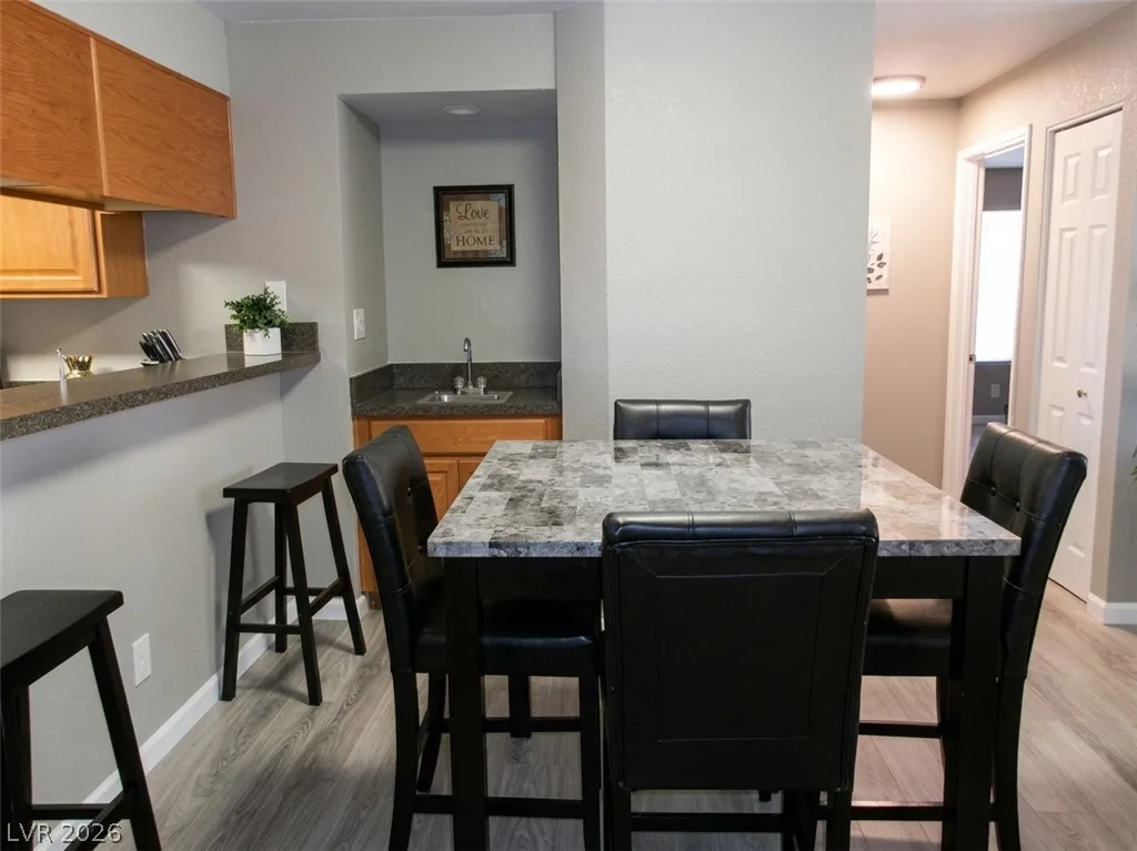 2016 Mesquite Lane 204 — photo 5