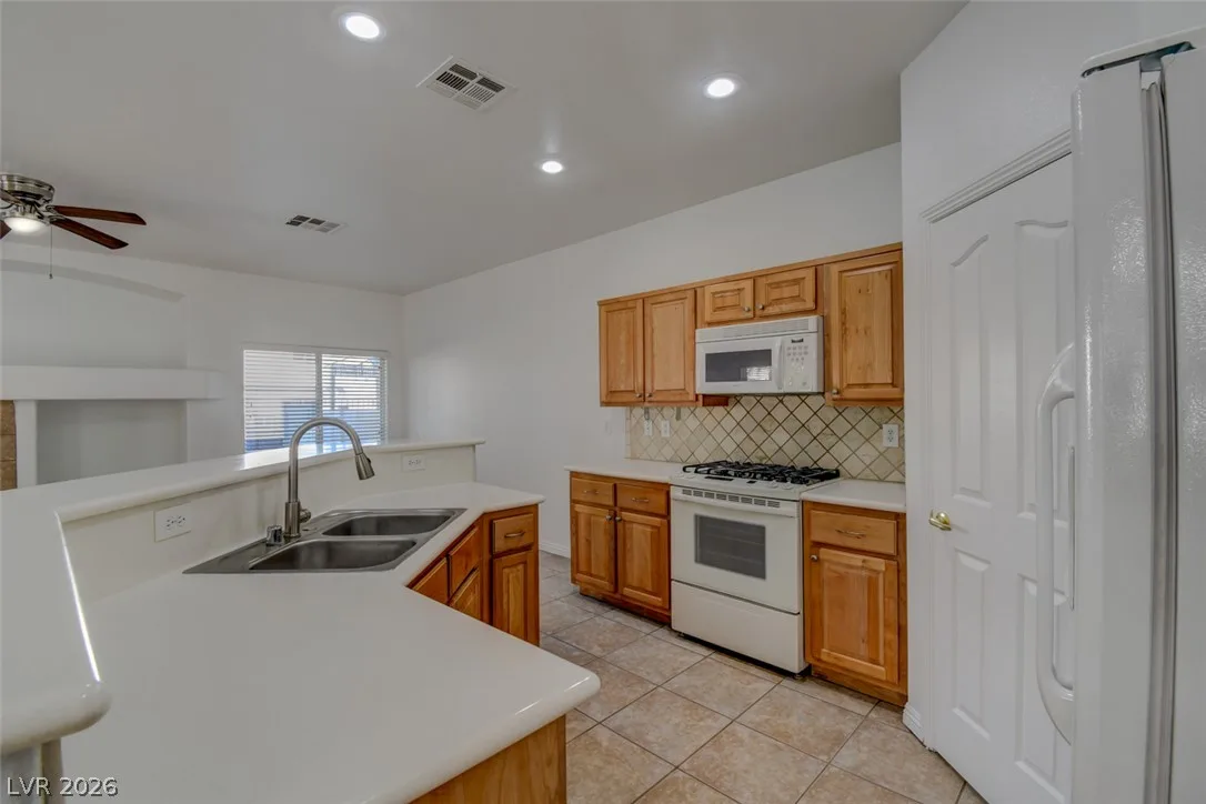8758 Tom Noon Avenue 103 — photo 5