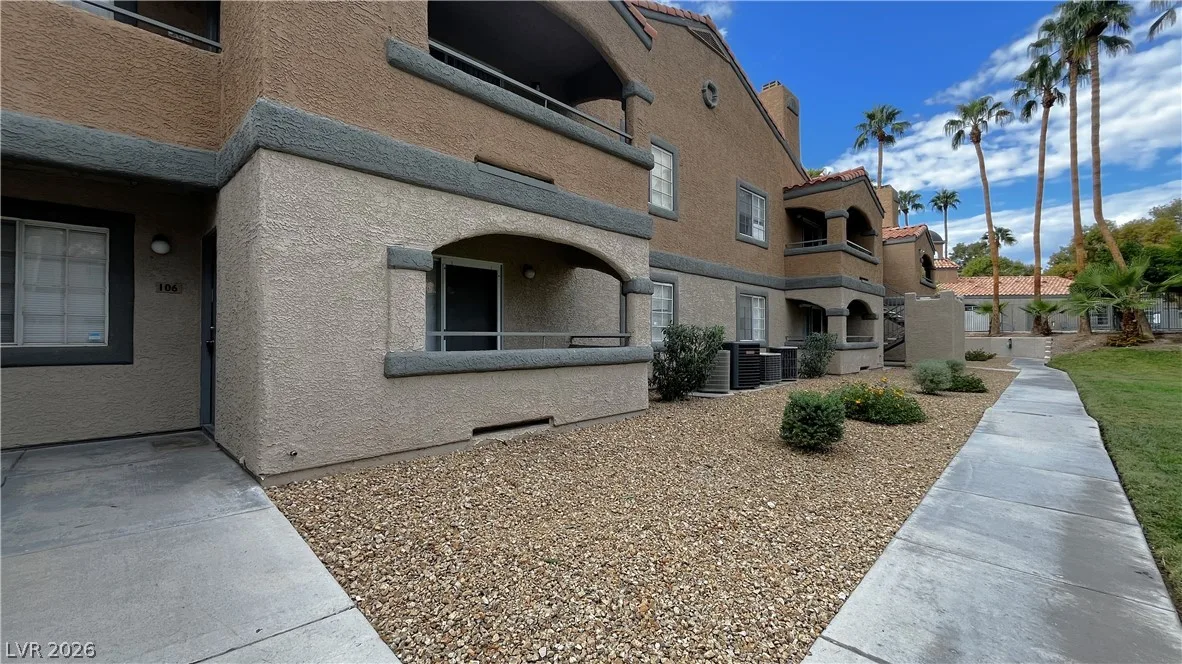 5260 MISSION MONTEREY Lane 106 — photo 1