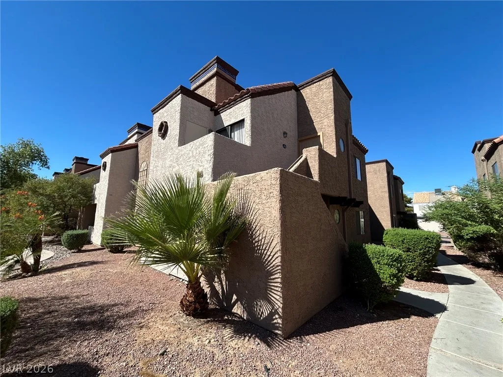 2978 Juniper Hills Boulevard 201 — photo 1