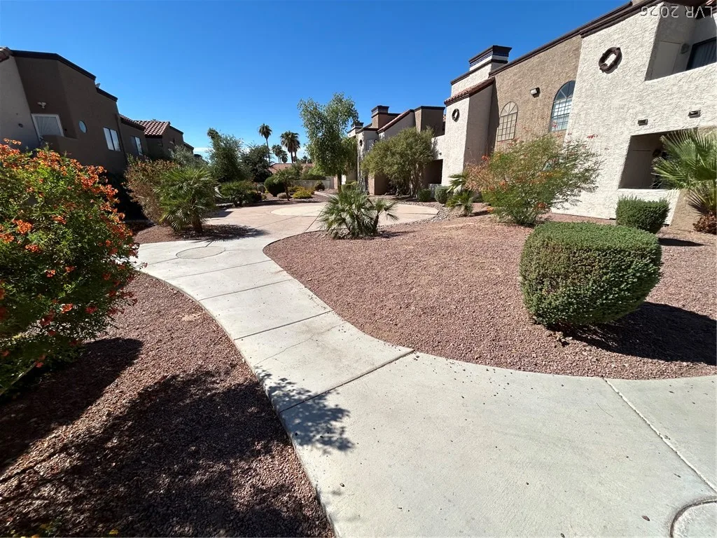 2978 Juniper Hills Boulevard 201 — photo 2