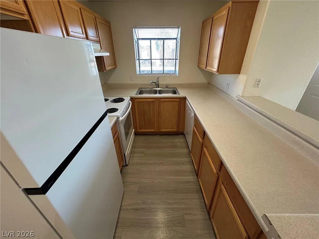 2978 Juniper Hills Boulevard 201 — photo 5