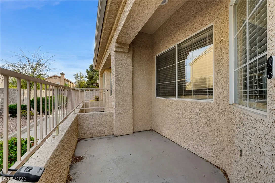 1302 Dusty Creek Street — photo 4