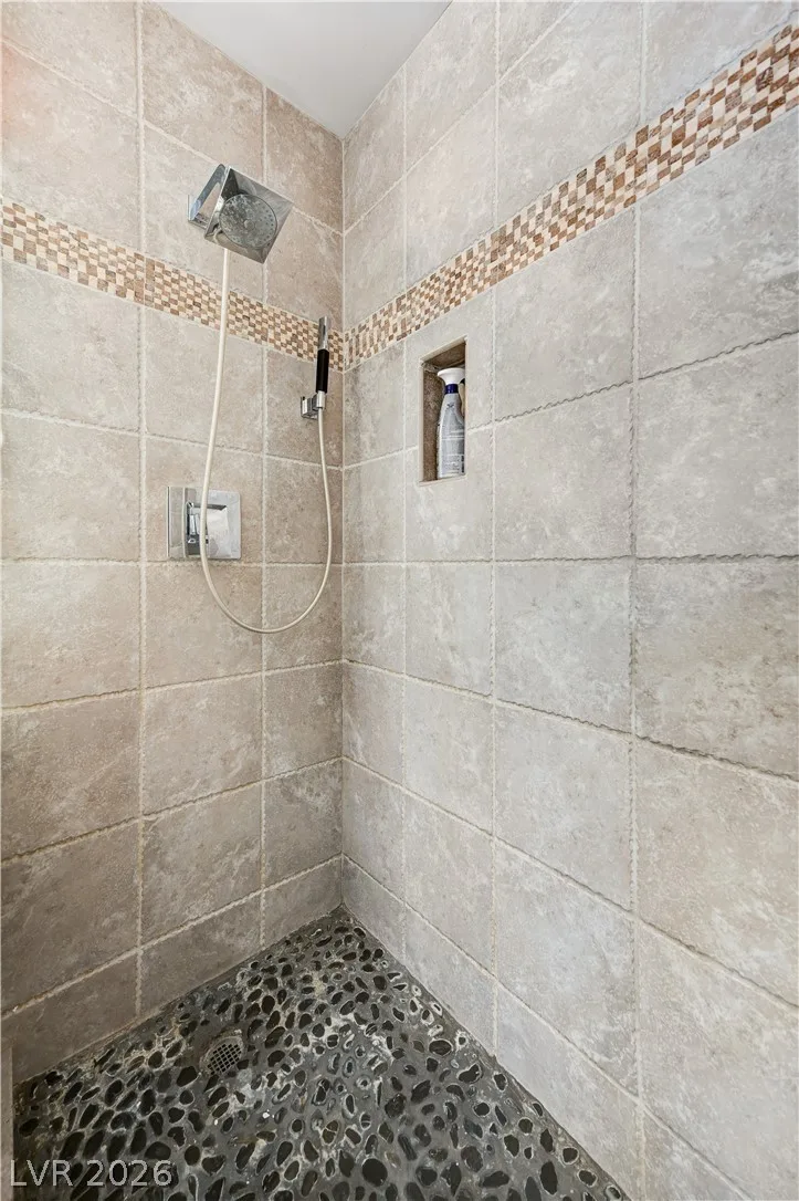 75 East Agate Avenue 303 — photo 3