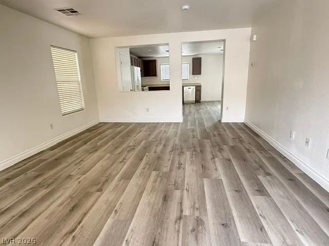 8012 DUTCH VILLAS Street — photo 3