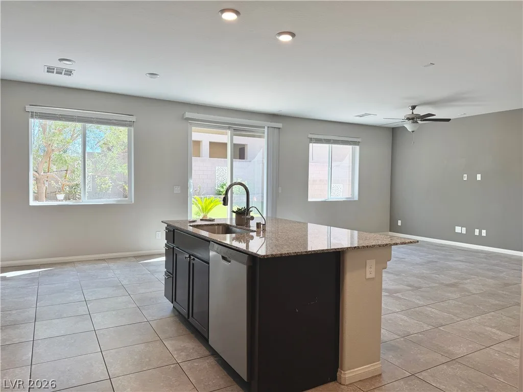 2656 Duneville Street — photo 2