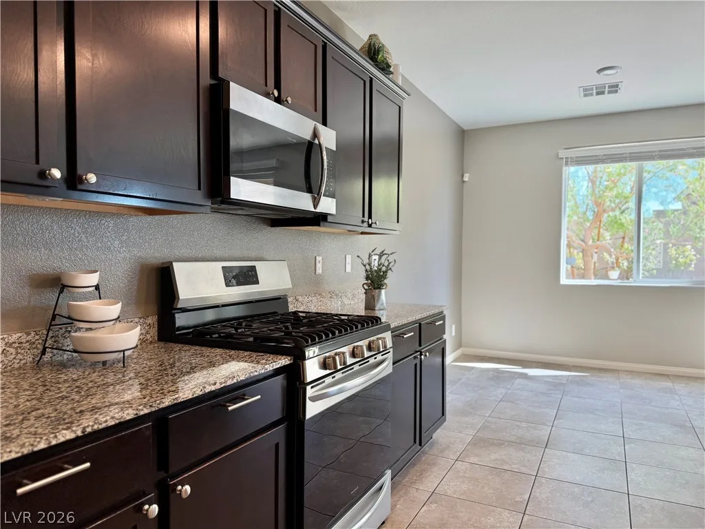 2656 Duneville Street — photo 3