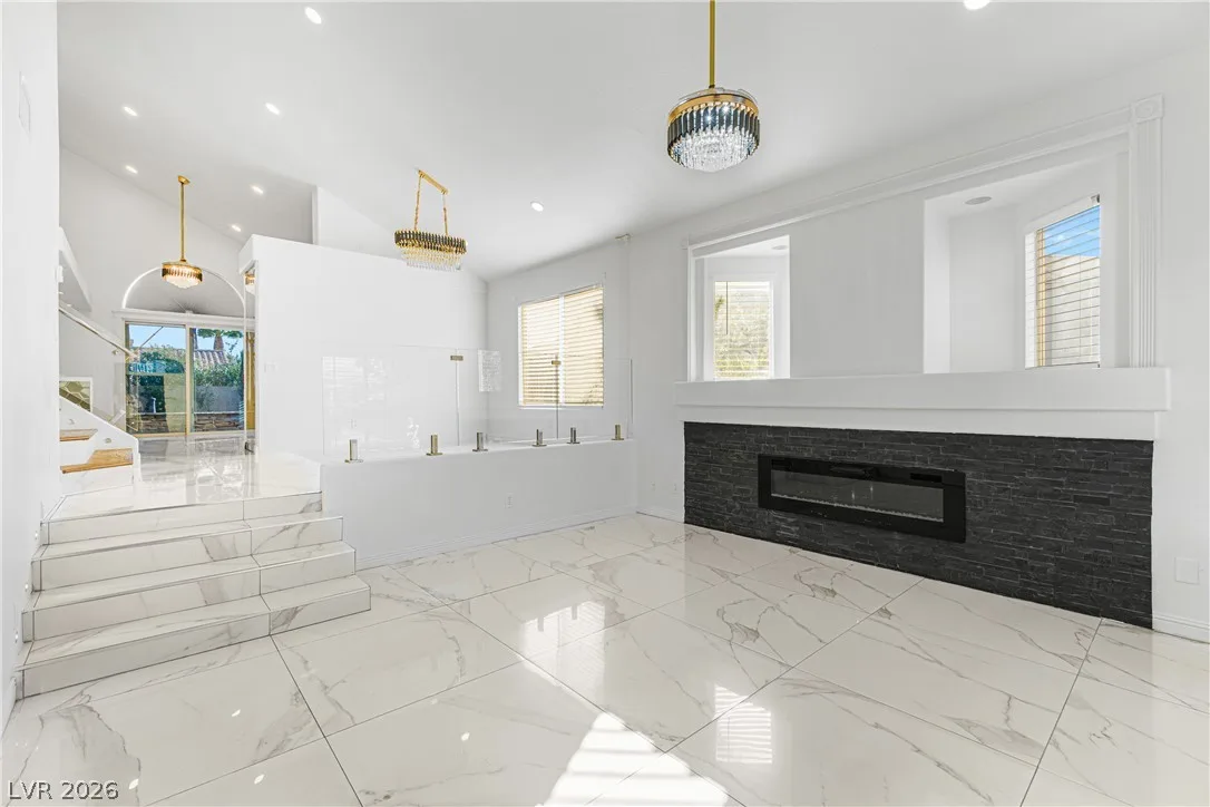 8237 Mountain Heather Court — photo 5