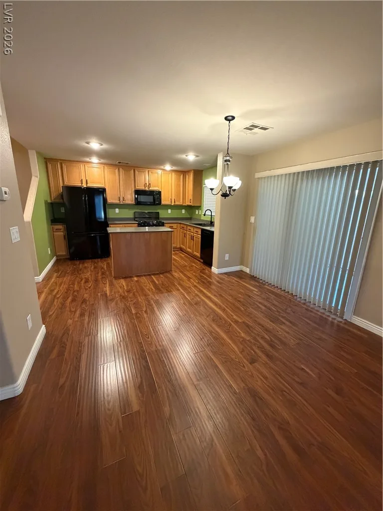 530 Primrose Hill Avenue — photo 4