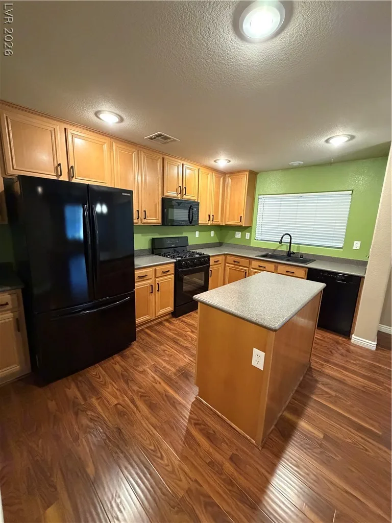530 Primrose Hill Avenue — photo 5