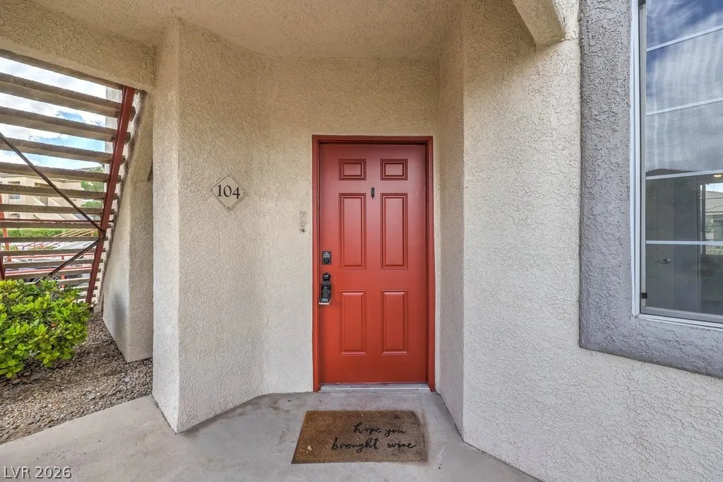 10233 King Henry Avenue 104 — photo 5