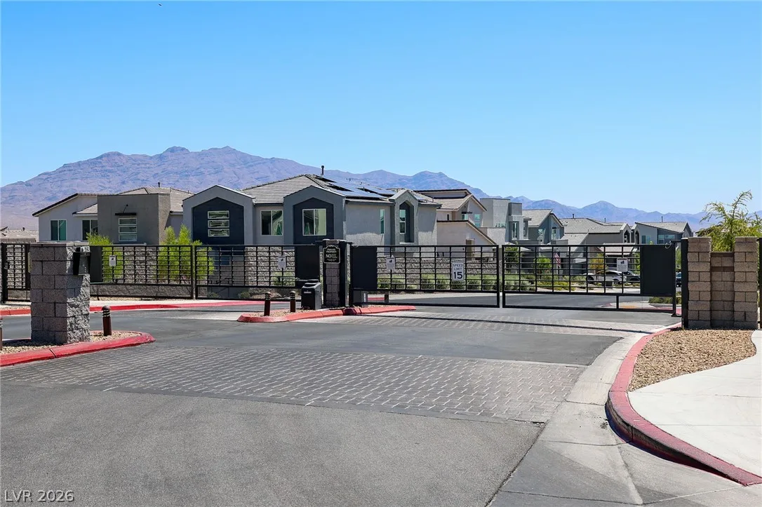 10170 Canyon Mantle Street — photo 2