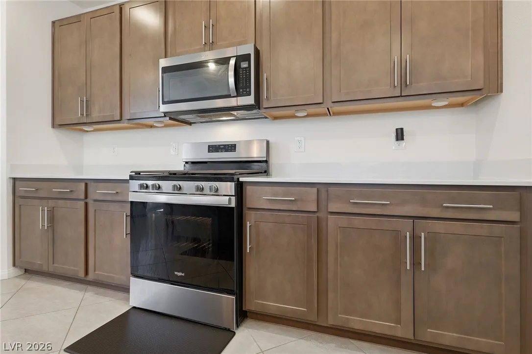 10170 Canyon Mantle Street — photo 4