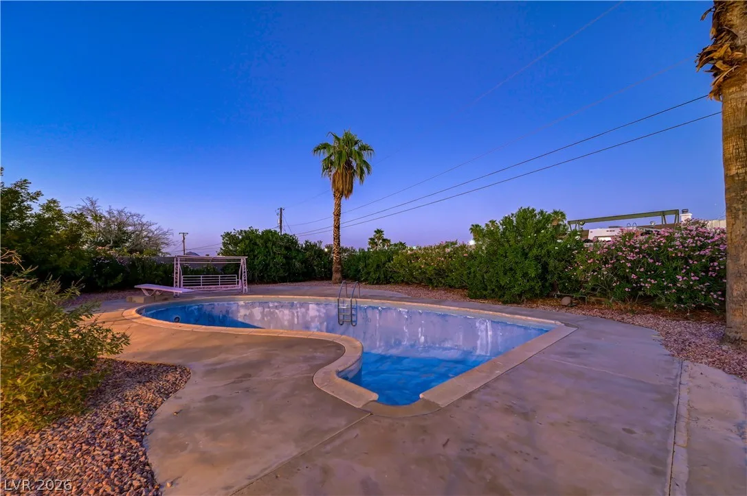 838 Fairview Drive — photo 5