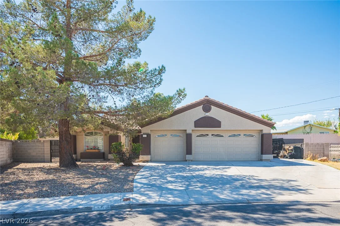 5717 Compton Drive — photo 1