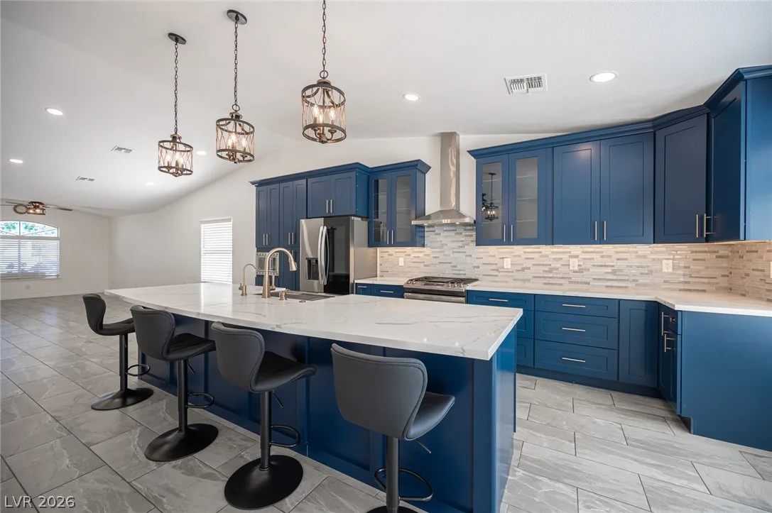 5717 Compton Drive — photo 4