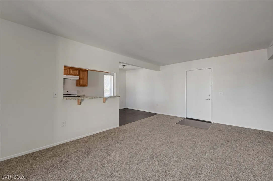 1405 Vegas Valley Drive 162 — photo 2