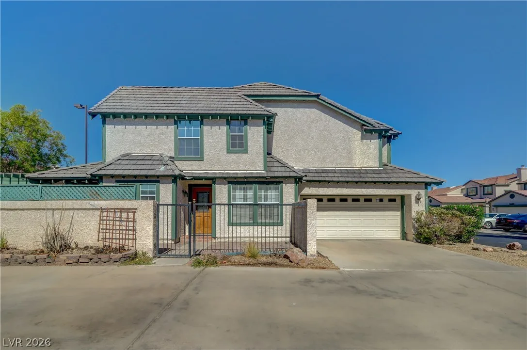 4071 Radbourne Avenue — photo 1