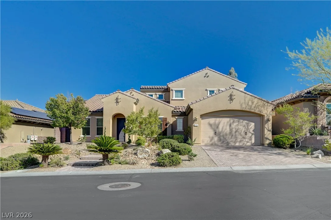 2724 Josephine Drive — photo 2