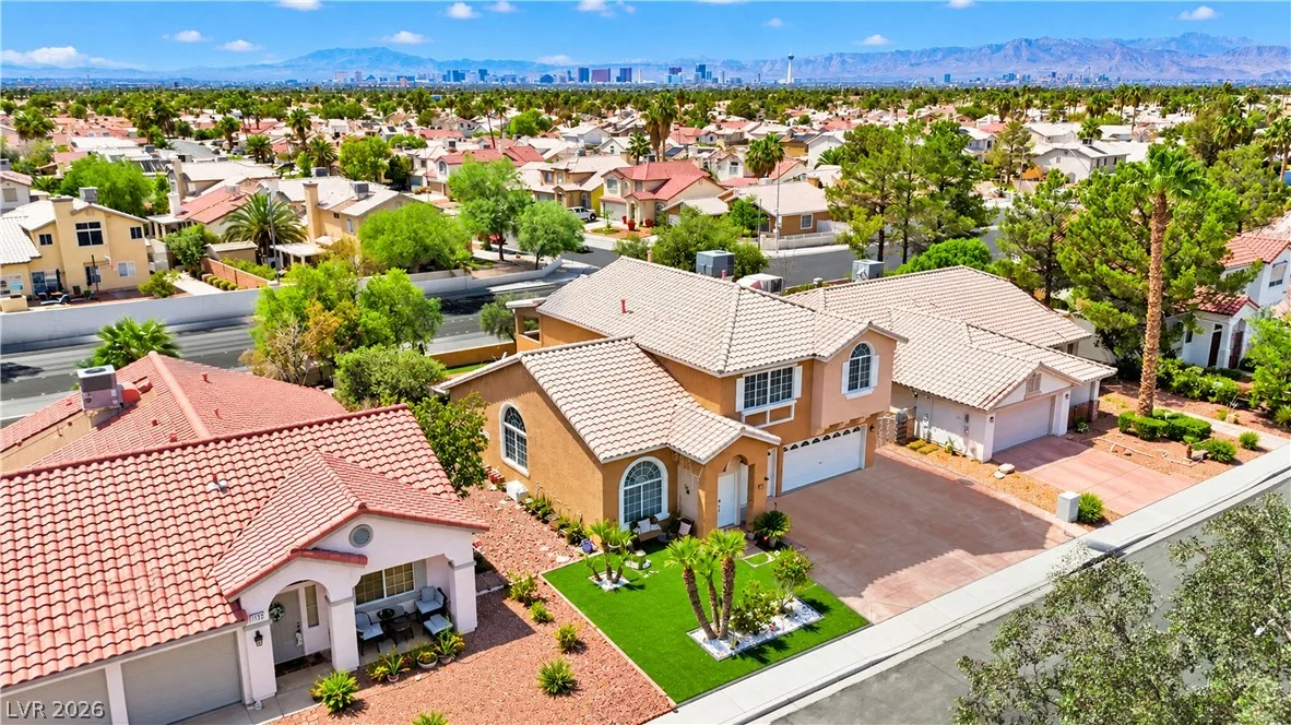 1723 English Rose Drive — photo 4