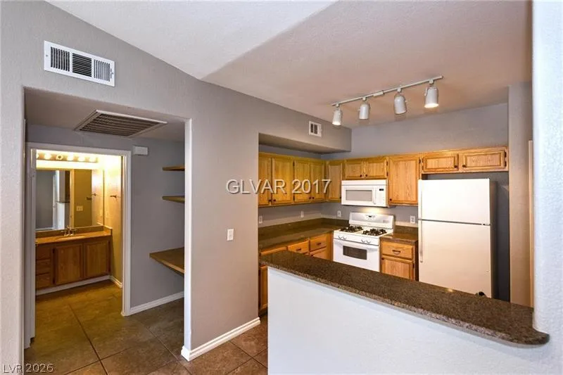 10001 Peace Way 2183 — photo 3