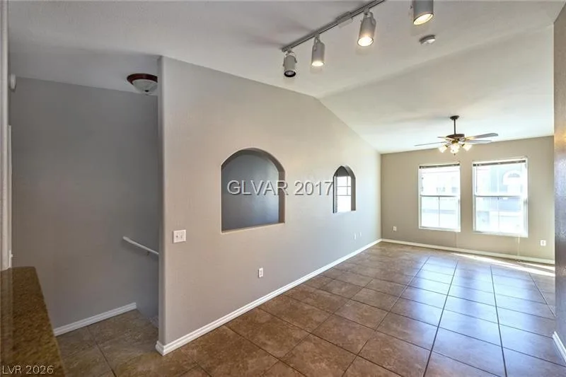 10001 Peace Way 2183 — photo 4