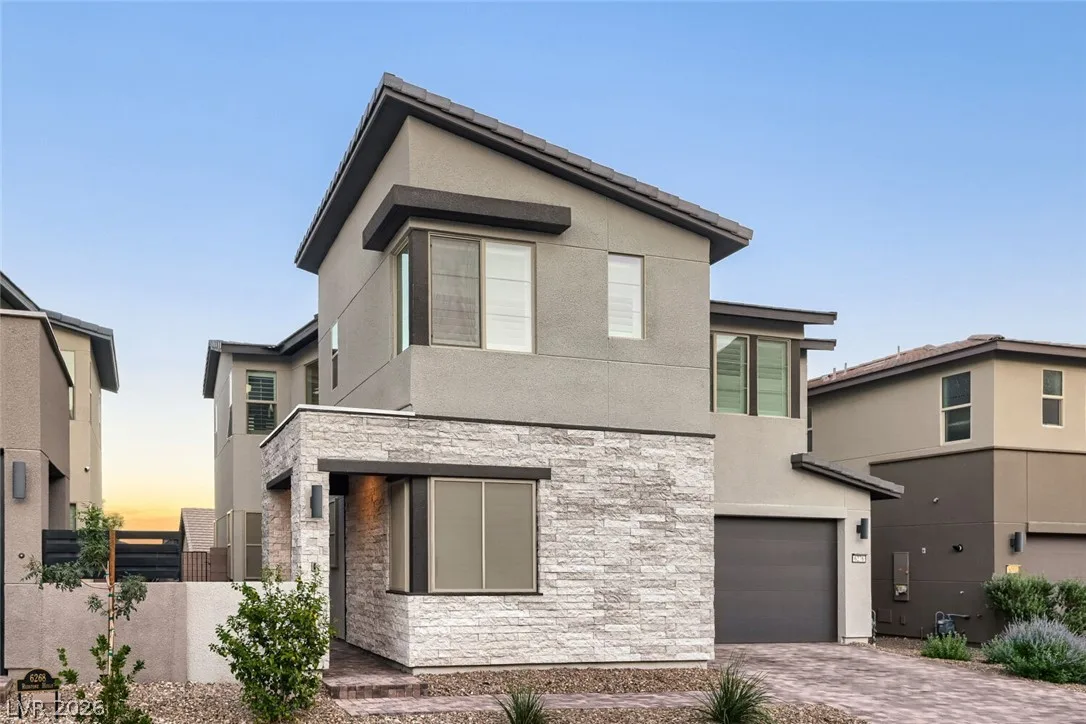 6276 Redstone Hills Drive — photo 1