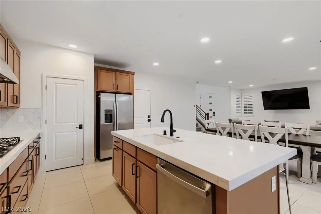 6276 Redstone Hills Drive — photo 4