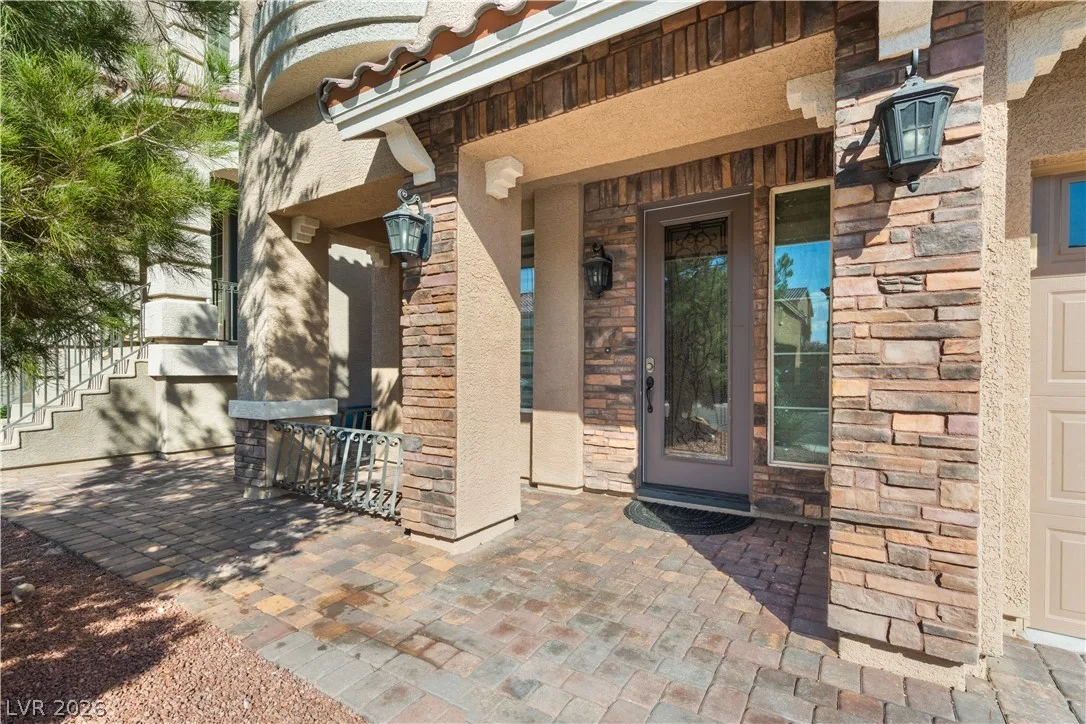 8226 Dover Canyon Court — photo 3