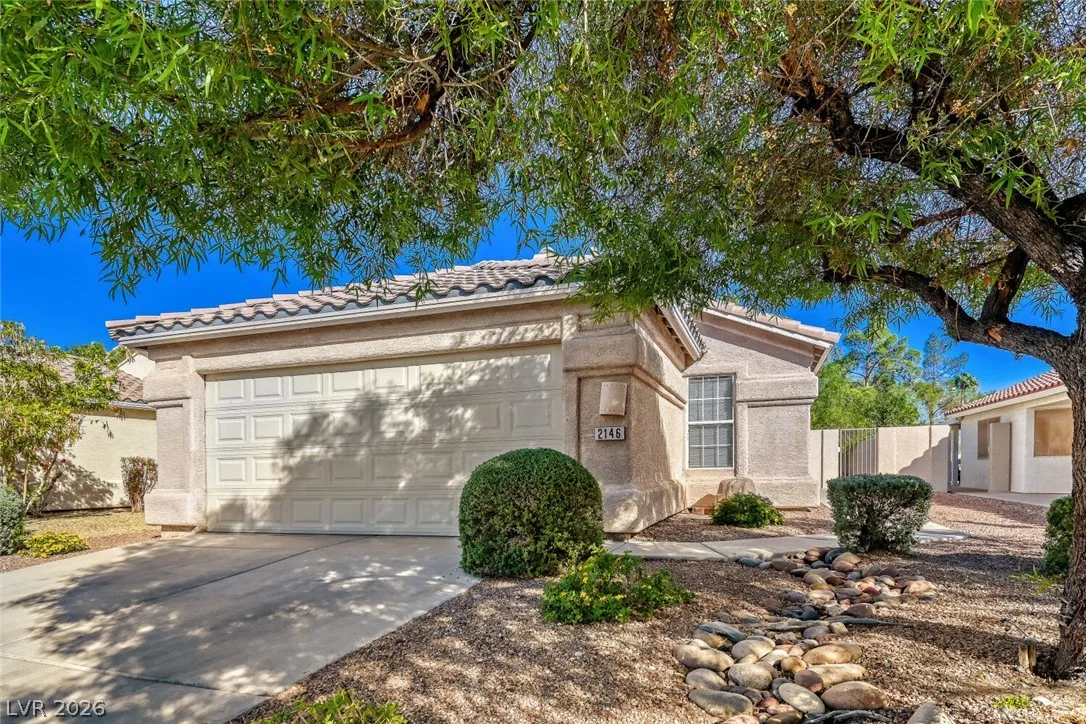 2146 Sunset Vista Avenue — photo 1