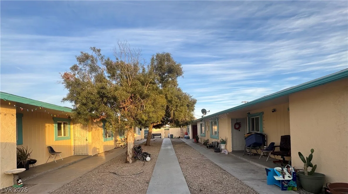 2230 North Lamb Boulevard — photo 4