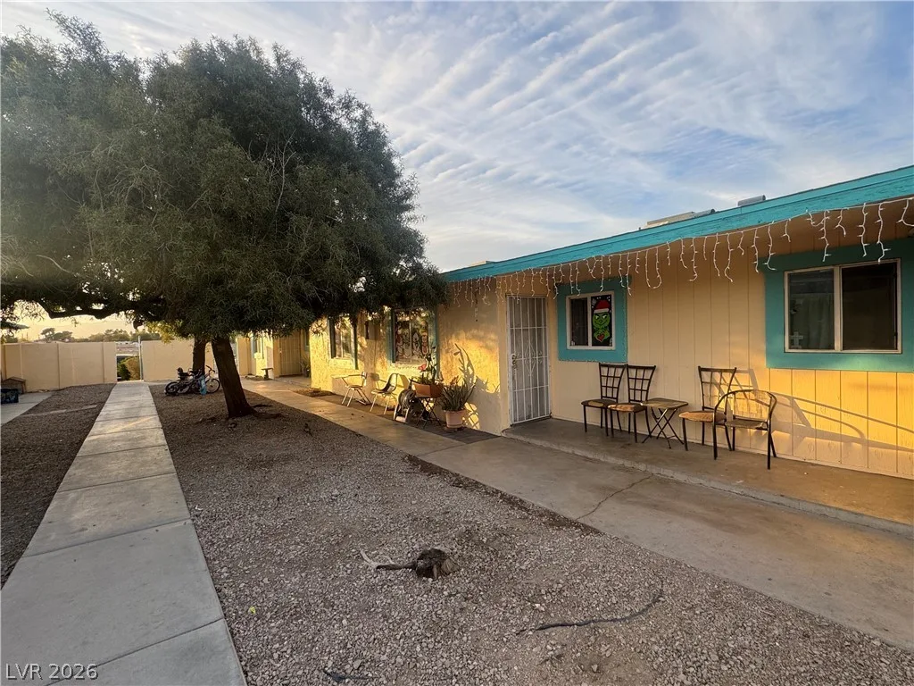 2230 North Lamb Boulevard — photo 5