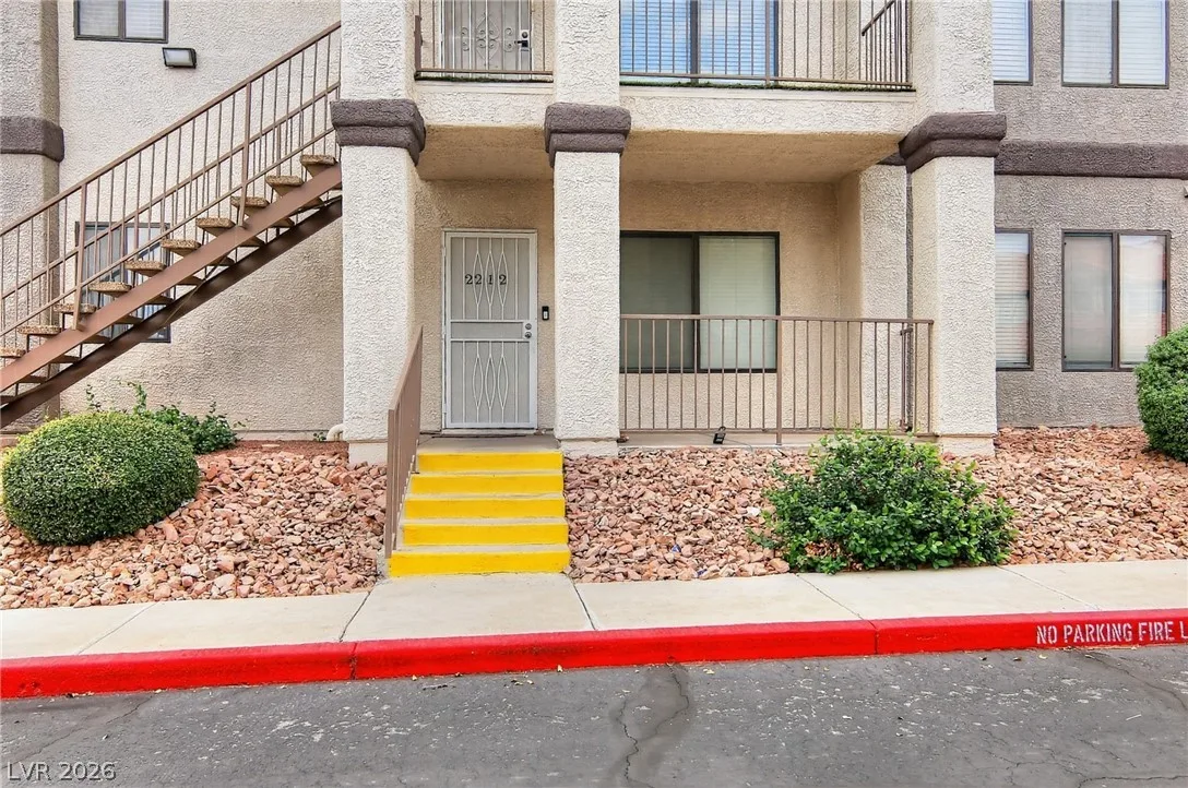 1575 West Warm Springs Road 2212 — photo 1