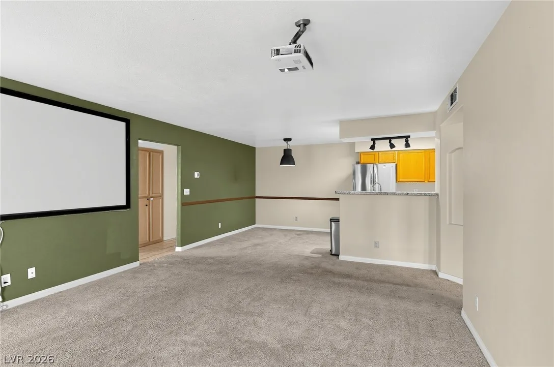 1575 West Warm Springs Road 2212 — photo 3