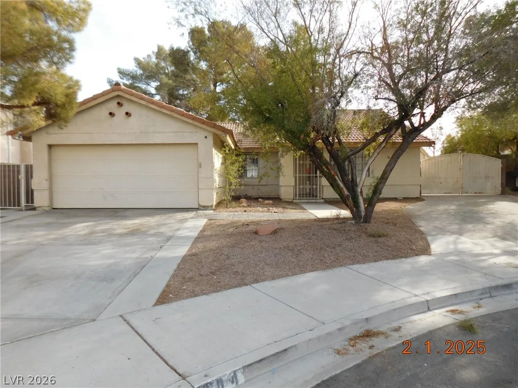 384 Norlina Court — photo 2