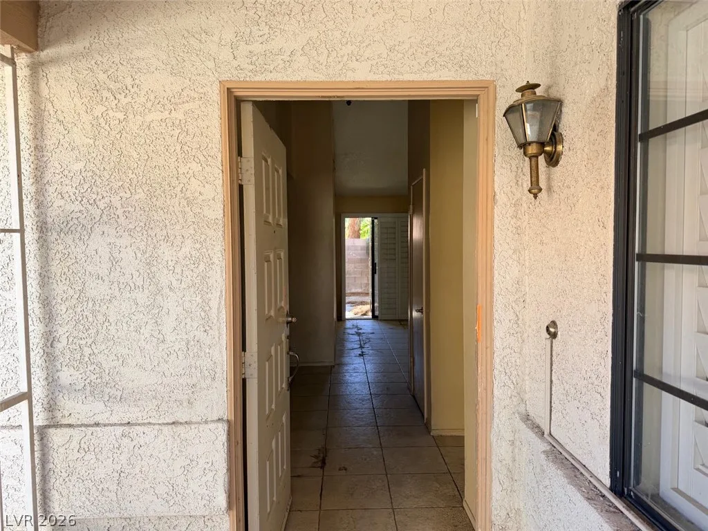 384 Norlina Court — photo 4
