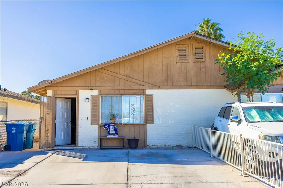 4529 Halbert Avenue — photo 1