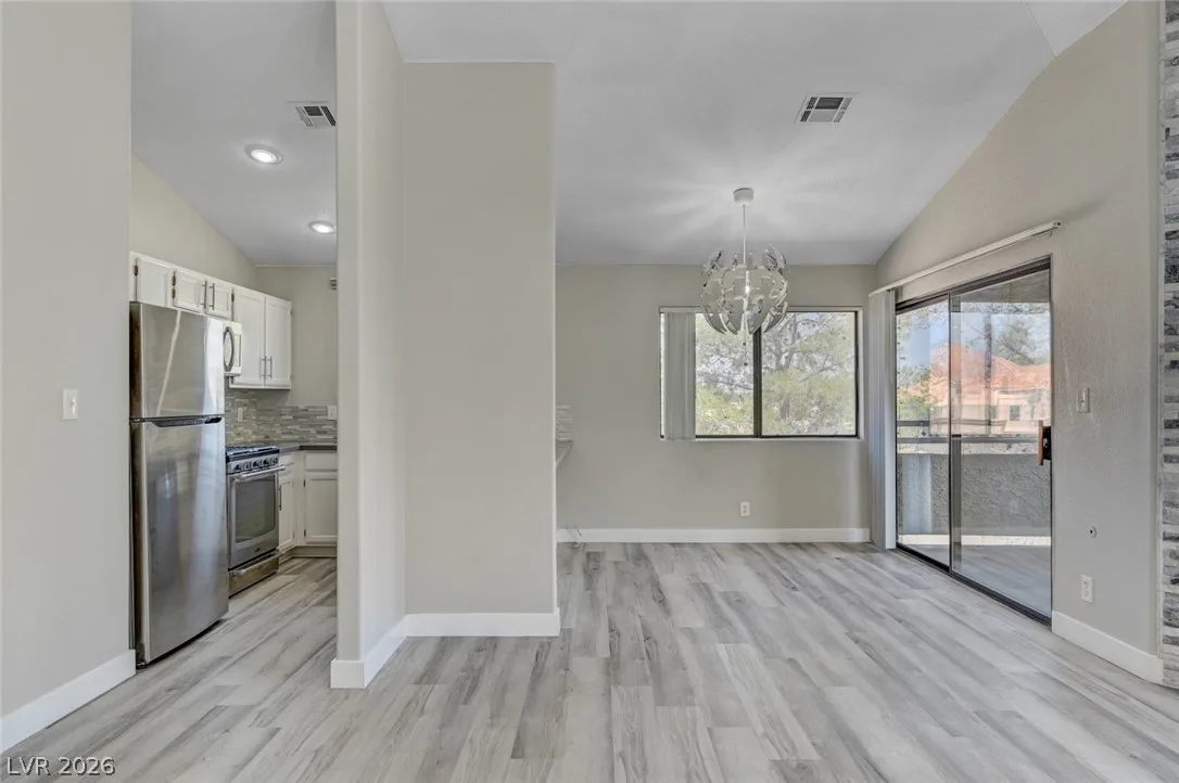 5028 South Rainbow Boulevard 205 — photo 4