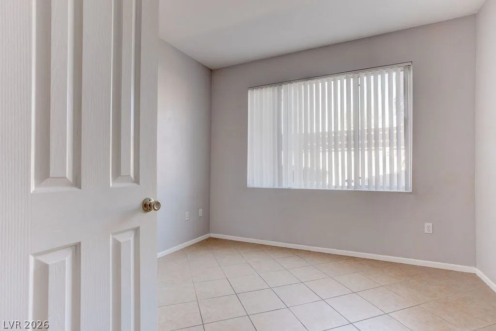 2900 Sunridge Heights Parkway 418 — photo 3