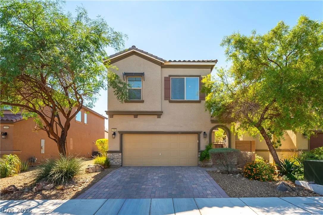 2589 Champagne Topaz Lane — photo 1