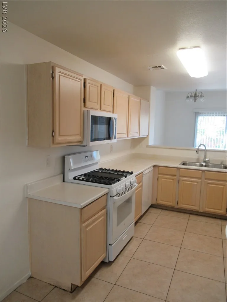 5125 West RENO Avenue 1065 — photo 4
