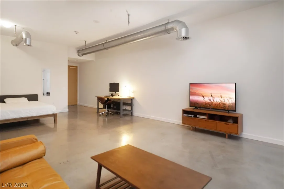 200 Hoover Avenue 1201 — photo 2