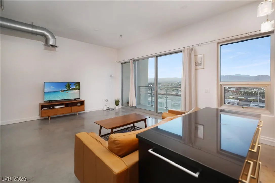 200 Hoover Avenue 1201 — photo 3