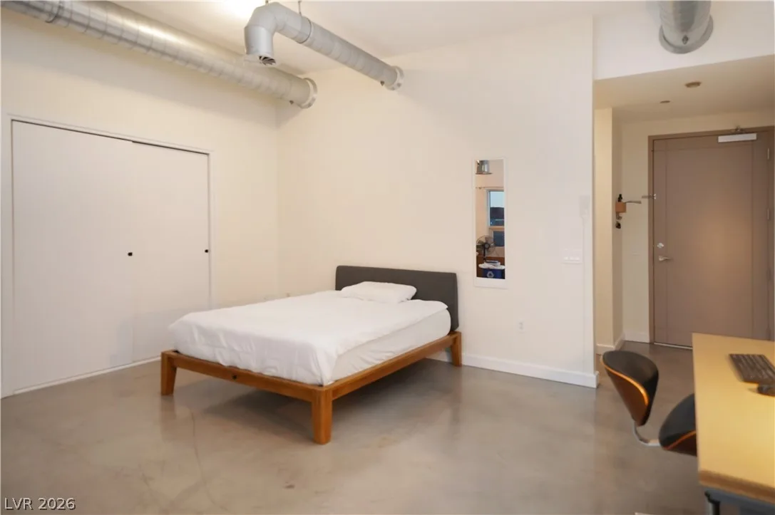 200 Hoover Avenue 1201 — photo 5