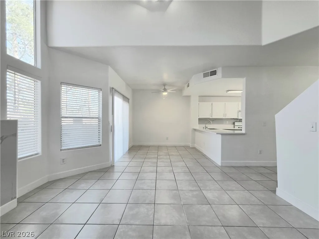 5125 West Reno Avenue 1015 — photo 4